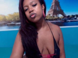 Photo de profil sexy du modèle AmyBigAss, pour un live show webcam très hot !