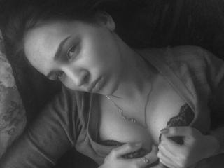 LinaLovee XLoveCam LinaLovee